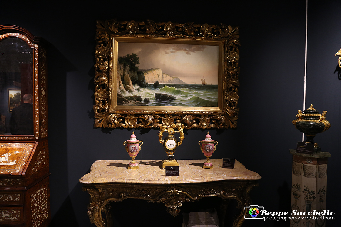VBS_3612 - APART - Art & Antiques Fair.jpg